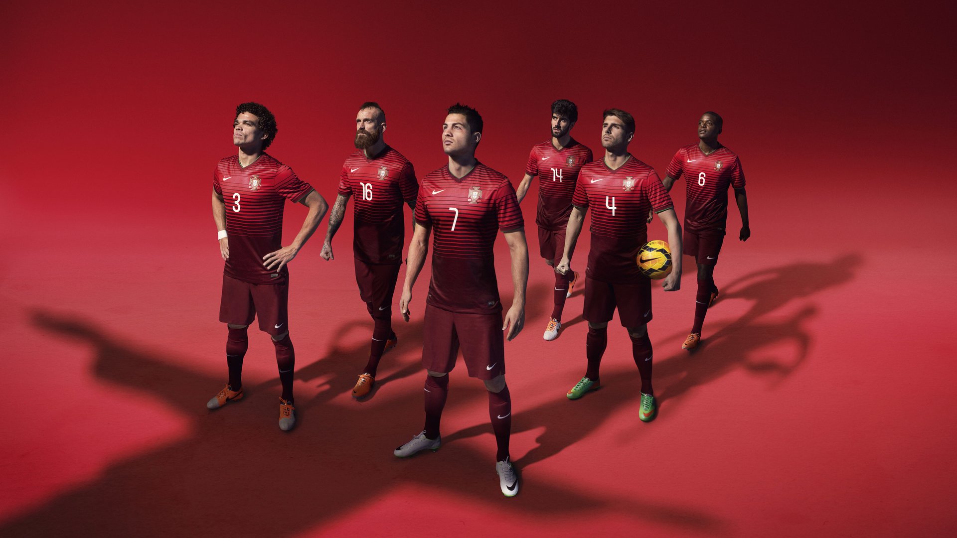 九游游戏中心-PSG战术反复调整难以找到突破口